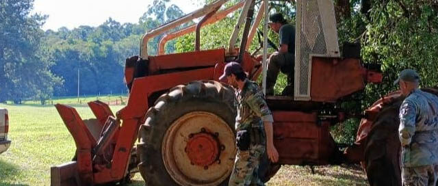 URUGUA-Í: Guardaparques secuestraron madera de Palo Rosa y maquinaria en un operativo de control URUGUA-Í: Guardaparques secuestraron madera de Palo Rosa y maquinaria en un operativo de control
