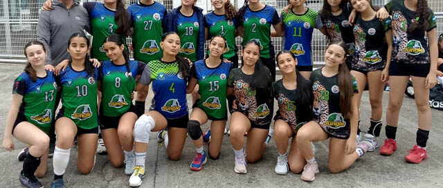 IGUAZÚ: Cataratas Vóley cerró una gira histórica frente a los grandes del país IGUAZÚ: Cataratas Vóley cerró una gira histórica frente a los grandes del país