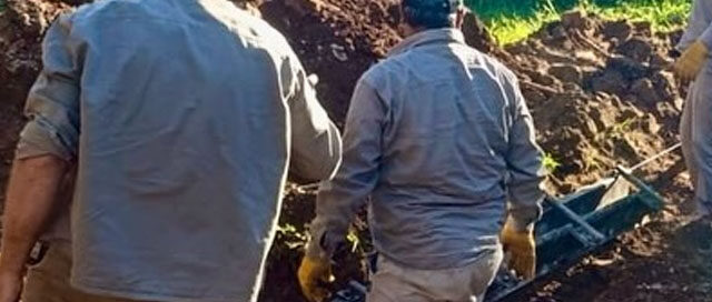 PTO RICO: Avanzan las obras de reacondicionamiento de cordones cuneta en la calle Defensa PTO RICO: Avanzan las obras de reacondicionamiento de cordones cuneta en la calle Defensa