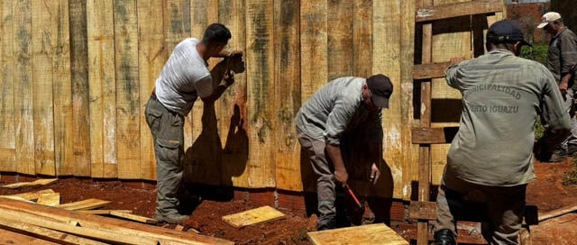 IGUAZÚ: Construyen una vivienda accesible para una vecina con movilidad reducida