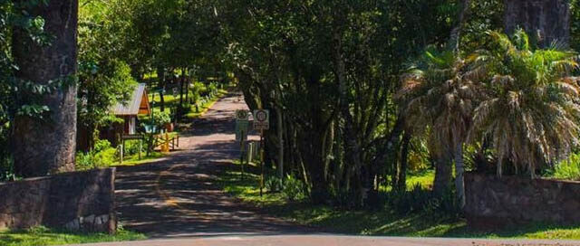 OBERÁ: El fin de semana largo dejó un 70% de ocupación y más de 1.000 arribos turísticos OBERÁ: El fin de semana largo dejó un 70% de ocupación y más de 1.000 arribos turísticos