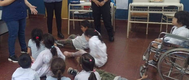 PUERTO RICO: La Policía brindó una charla sobre prevención y emociones en la Escuela 126 PUERTO RICO: La Policía brindó una charla sobre prevención y emociones en la Escuela 126