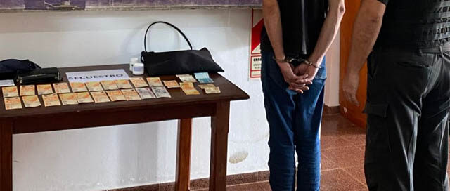 EL SOBERBIO: Detienen a un hombre que robó una cartera y recuperan todo lo sustraído EL SOBERBIO: Detienen a un hombre que robó una cartera y recuperan todo lo sustraído