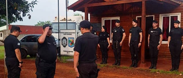 ESPERANZA: Nuevos jefes asumieron en la Comisaría y en el Comando Táctico Especial ESPERANZA: Nuevos jefes asumieron en la Comisaría y en el Comando Táctico Especial