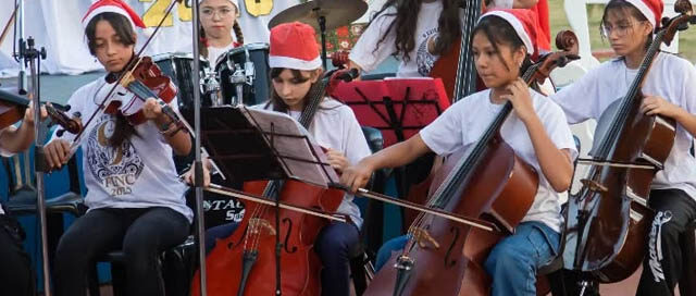 B. DE IRIGOYEN: Cantata Navideña reunió música, baile y tradición en el Lago Internacional B. DE IRIGOYEN: Cantata Navideña reunió música, baile y tradición en el Lago Internacional