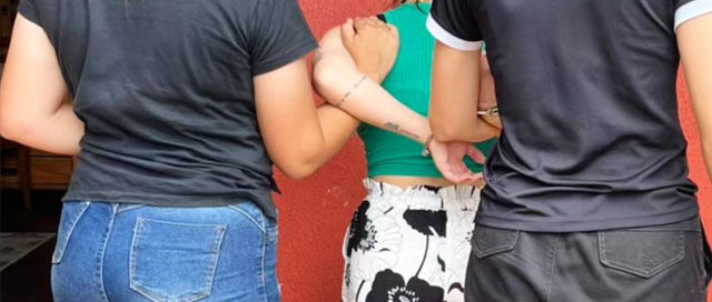 B. DE IRIGOYEN: Detuvieron a una ciudadana brasileña tras atacar a tiros a la Policía y atrincherarse en una vivienda B. DE IRIGOYEN: Detuvieron a una ciudadana brasileña tras atacar a tiros a la Policía y atrincherarse en una vivienda