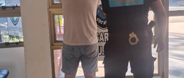 POSADAS: Detuvieron a un joven que agredió a un chofer de colectivo POSADAS: Detuvieron a un joven que agredió a un chofer de colectivo