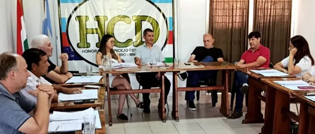 EL SOBERBIO: Cambio de autoridades en la intendencia