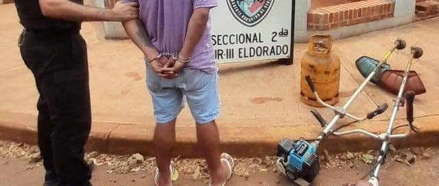 POSADAS: Secuestraron elementos robados en el barrio 20 de Junio y detuvieron a un joven POSADAS: Secuestraron elementos robados en el barrio 20 de Junio y detuvieron a un joven