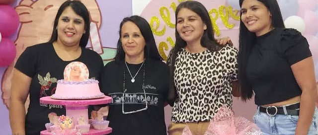 APÓSTOLES: La Muestra Anual de Decoración iluminó el Centro Cultural Delavy APÓSTOLES: La Muestra Anual de Decoración iluminó el Centro Cultural Delavy