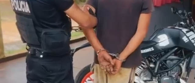 SAN PEDRO: Detienen a un hombre y secuestran objetos arrojados entre las malezas SAN PEDRO: Detienen a un hombre y secuestran objetos arrojados entre las malezas