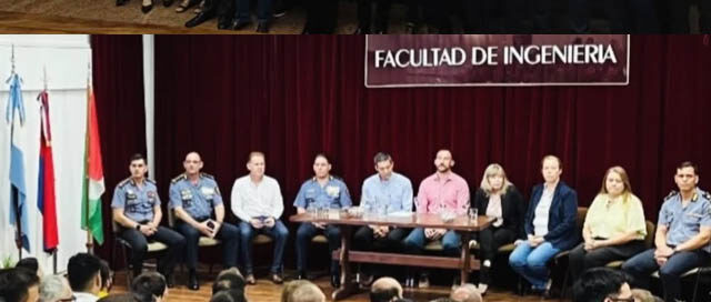 OBERÁ: Reconocen a policías y fuerzas de rescate por su labor en la tragedia del arroyo Yazá OBERÁ: Reconocen a policías y fuerzas de rescate por su labor en la tragedia del arroyo Yazá