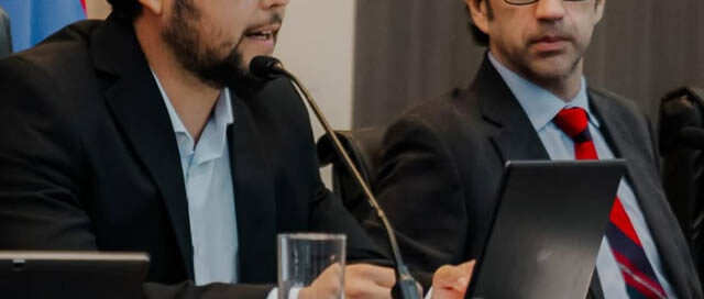 POSADAS: Asumieron los nuevos concejales y Vigo fue elegido presidente del HCD POSADAS: Asumieron los nuevos concejales y Vigo fue elegido presidente del HCD