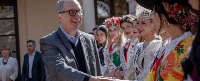 POSADAS: Passalacqua lanzó la 45ª Fiesta Nacional del Inmigrante, que se realizará del 4 al 14 de septiembre en Oberá