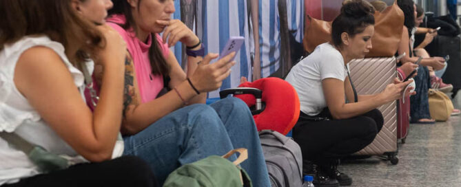 Comenzó el paro de controladores: más de 15 mil pasajeros afectados
