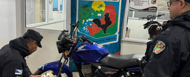PUERTO ESPERANZA: Recuperaron una motocicleta robada que era ofrecida en redes sociales