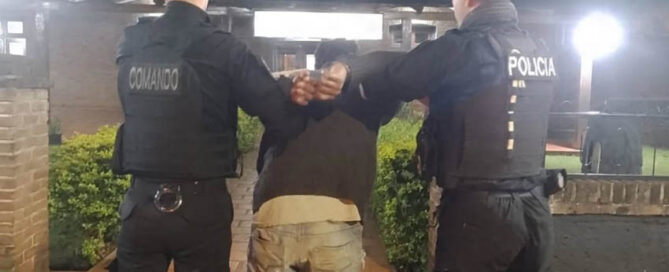 APÓSTOLES: Un llamado al 911 permitió detener a un hombre por agredir a sus padres adultos mayores