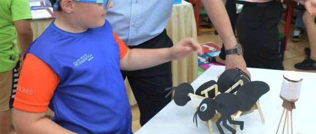 MONTECARLO: Más de 100 estudiantes fueron certificados en la Gala de Noviembre Maker