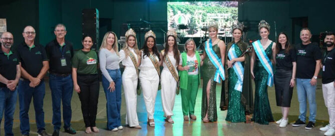 APÓSTOLES: Gran almuerzo de la familia yerbatera cerró la 47ª Fiesta Nacional e Internacional de la Yerba Mate