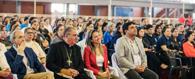 WANDA: Más de 700 docentes participaron de una jornada de capacitación con el secretario de Educación de la Nación WANDA: Más de 700 docentes participaron de una jornada de capacitación con el secretario de Educación de la Nación