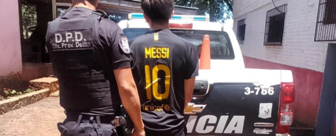 Evadió un control en moto, atropelló a un policía y fue detenido tras una breve fuga