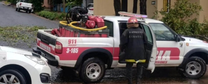 Tormenta provocó caída de árboles, cables sueltos y daños en varias localidades Tormenta provocó caída de árboles, cables sueltos y daños en varias localidades