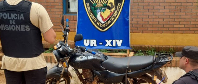 SAN PEDRO: Recuperaron una motocicleta robada en el barrio Santa Rosa SAN PEDRO: Recuperaron una motocicleta robada en el barrio Santa Rosa