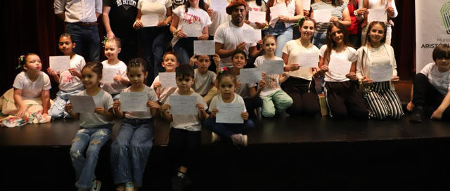 ARISTÓBULO DEL VALLE: Entrega de certificados a participantes de talleres culturales ARISTÓBULO DEL VALLE: Entrega de certificados a participantes de talleres culturales