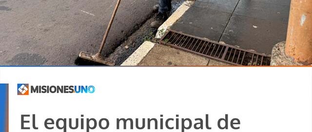 El equipo municipal de Barrido trabaja cada mañana para mantener limpias las calles de Puerto Iguazú