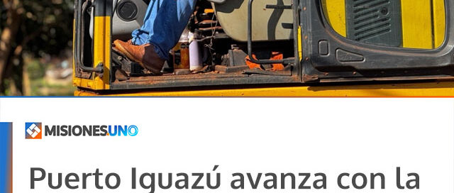 Puerto Iguazú avanza con la limpieza de canales pluviales en distintos barrios