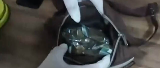 Puerto Iguazú: detuvieron a una mujer por “narcodelivery” con droga, dinero y una motocicleta de dudosa procedencia